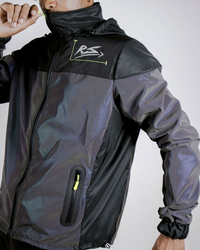 chaqueta gris oscuro